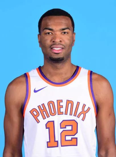 沃尔退役的 沃尔退役的