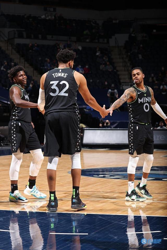 员热血拼搏 员热血拼搏