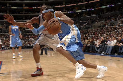 勇士力克雄鹿，库里梅尔顿合砍51分，霍乐迪贡献惊喜，格林表现依旧拖后腿