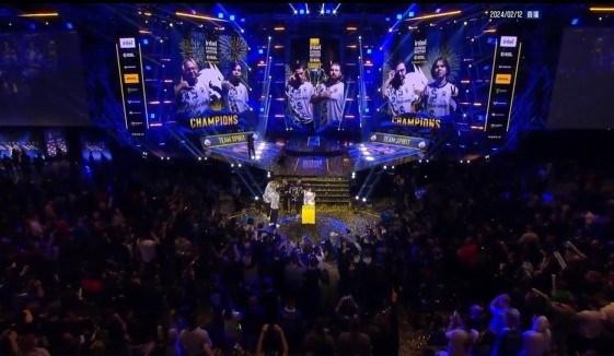 更衣室氛围 更衣室氛围